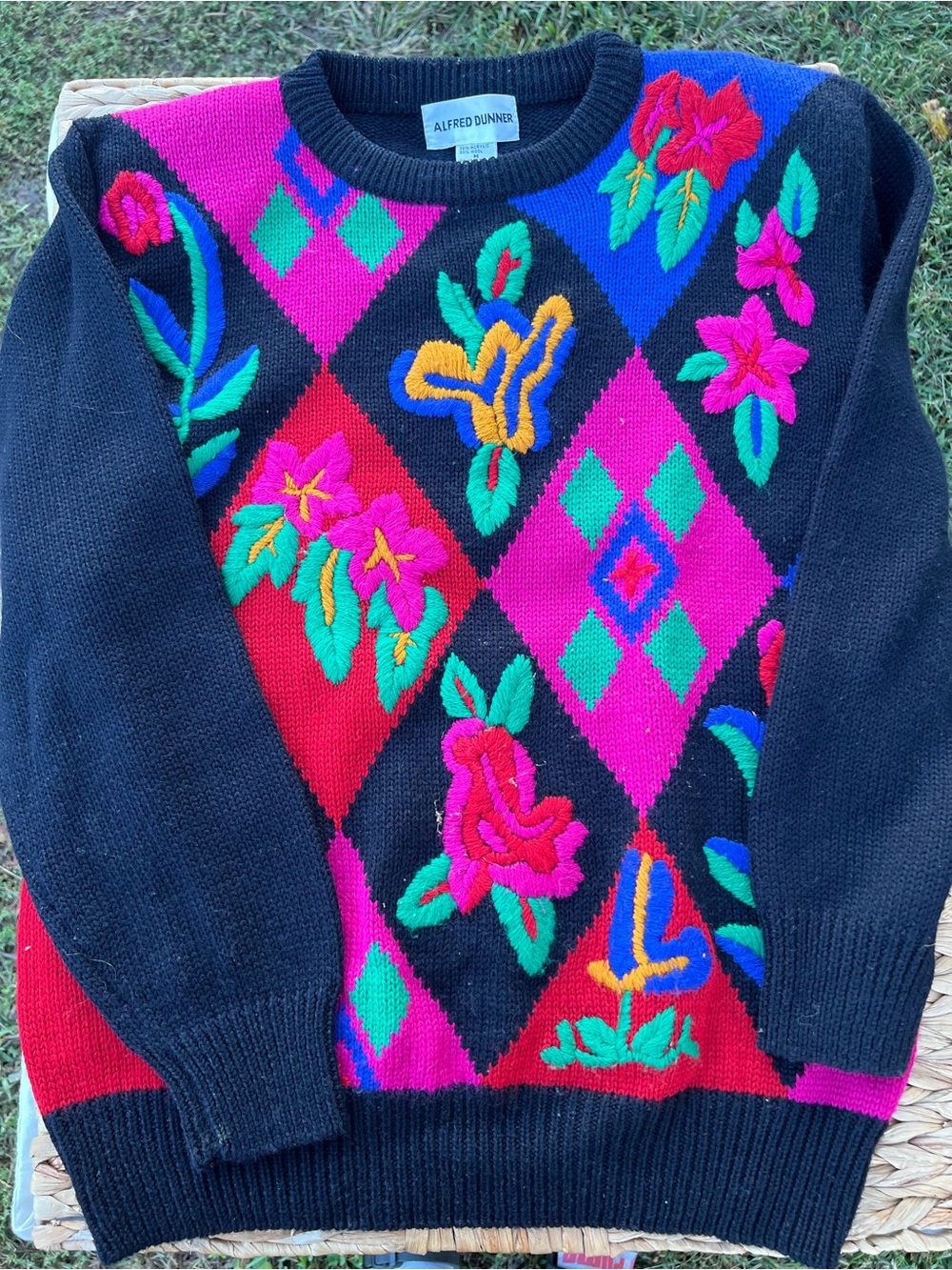 Vintage Alfred Dunner Black Floral Argyle Crewneck Sweater